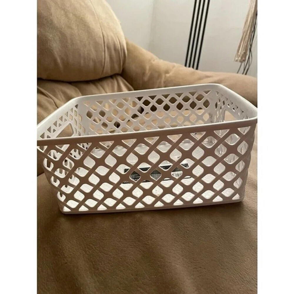 Mainstays Small White Decorative Basket 10 x 7.75 x 4